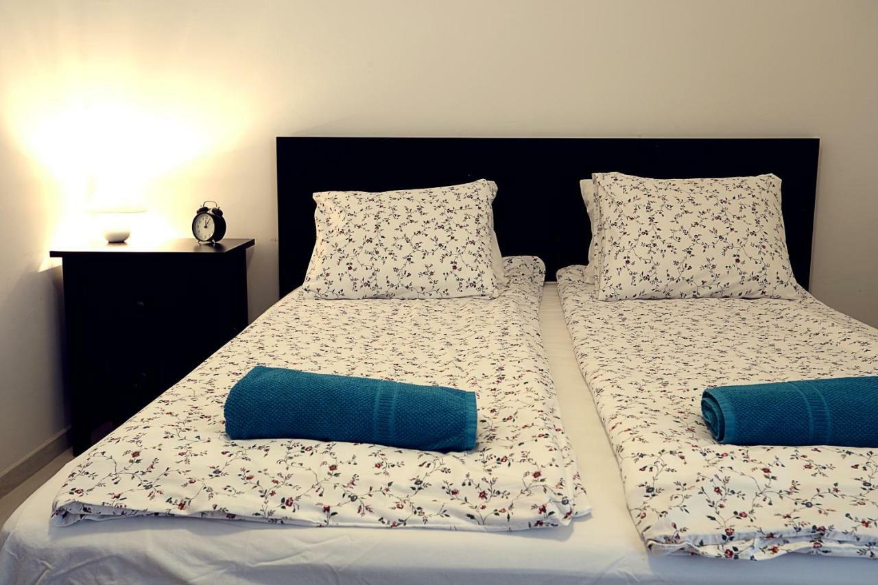Townhouse On Budapest Border Budaörs Екстериор снимка