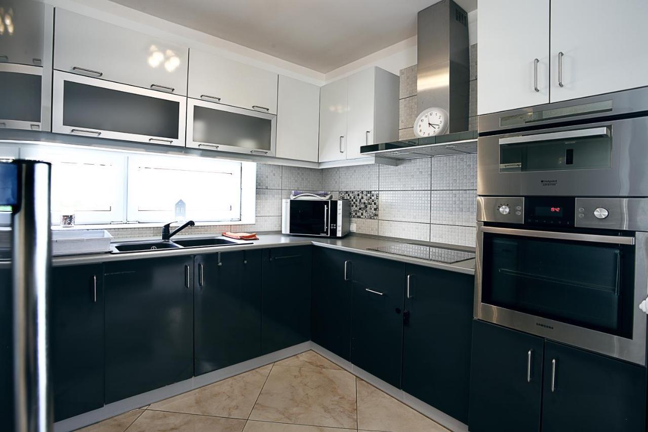 Townhouse On Budapest Border Budaörs Екстериор снимка