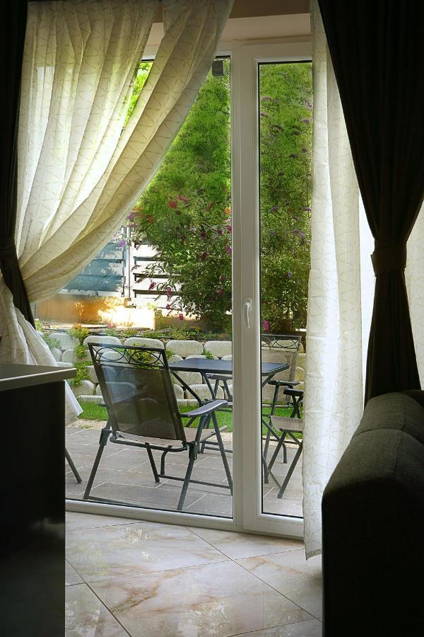 Townhouse On Budapest Border Budaörs Екстериор снимка
